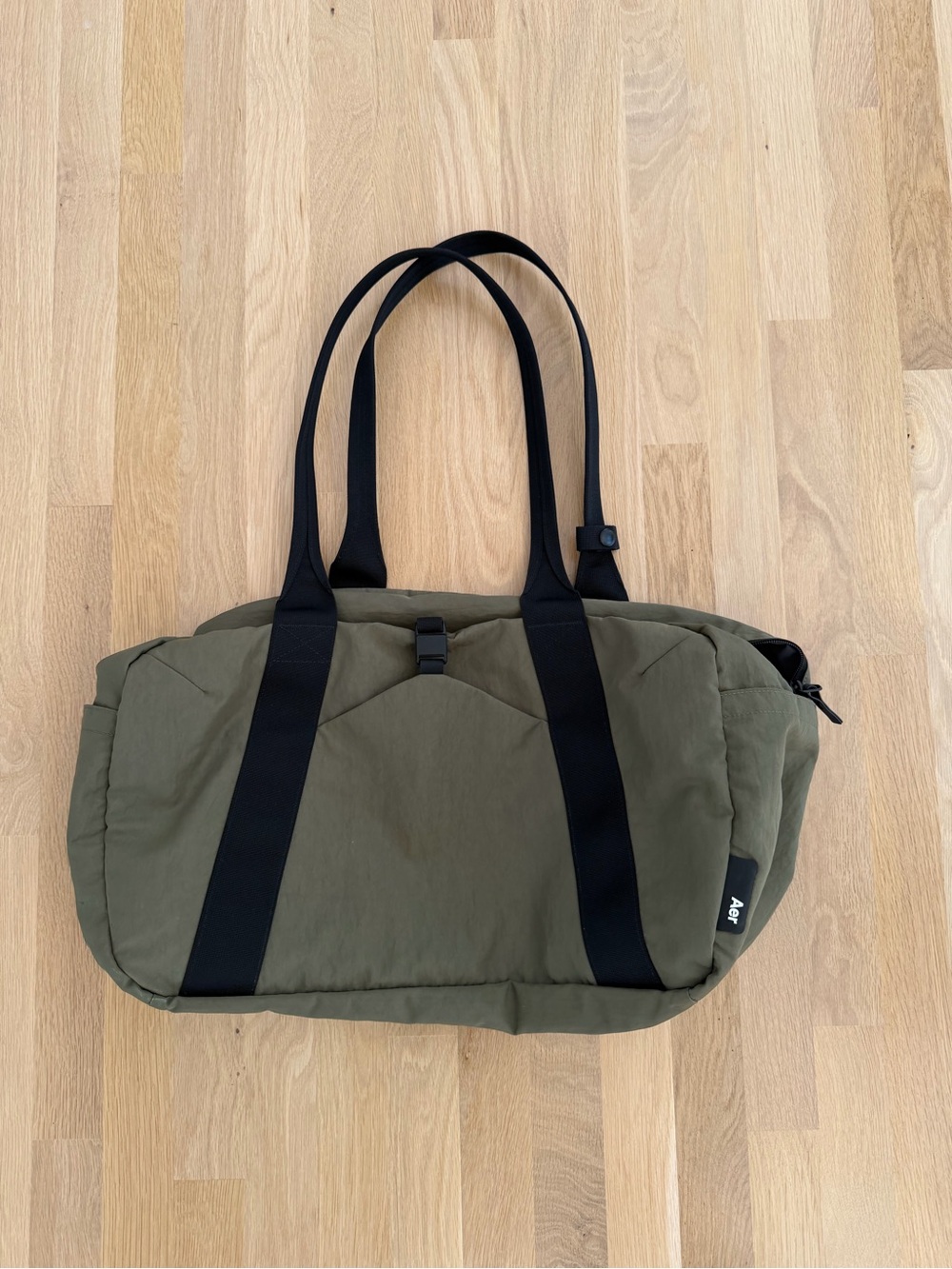 Green Travel Duffel Bag with Black Straps
